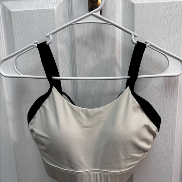 ALO Yoga Black and White Sports Bra - Picture 1 of 2